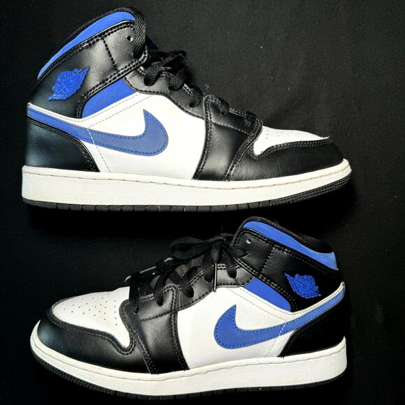 Size 7 - Nike Air Jordan 1 Mid GS Racer Blue Men's Shoes - Picture 2 of 8